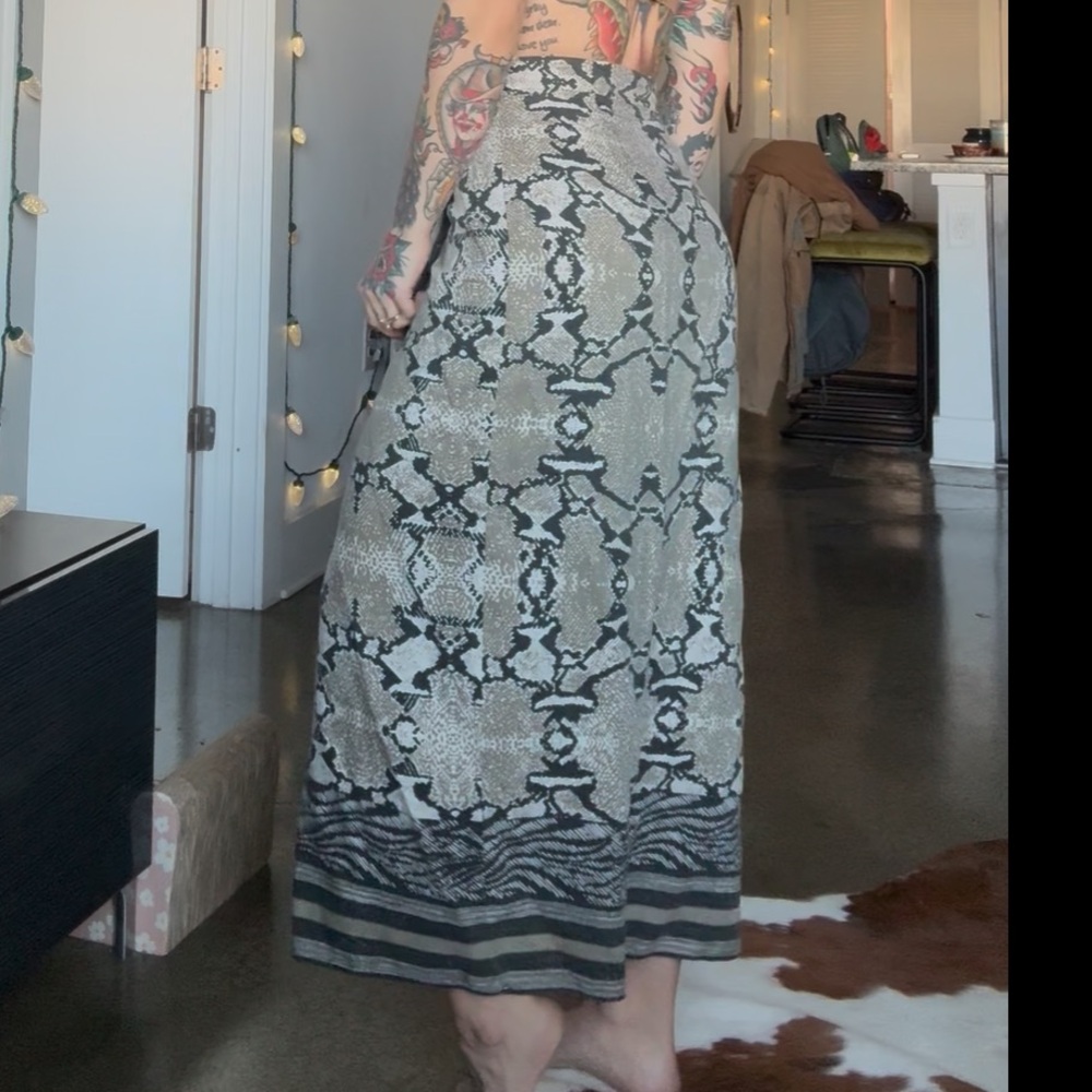Stylish Snake Print Maxi Skirt